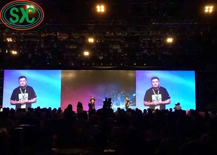 P3 Panel de visualización de video LED interior con 2500 nits de brillo y diseño de conexión de enchufe de aire