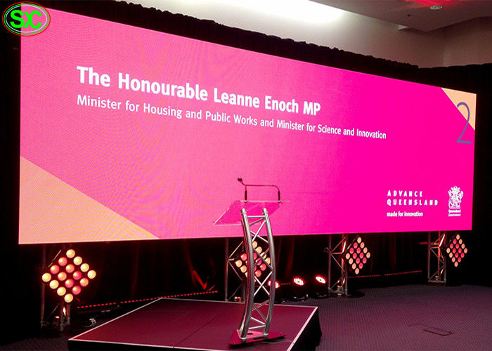 Los acontecimientos de la etapa ESCUPEN la pared llevada Digitaces a todo color interior de la exhibición TV de P1.6 2500cd/㎡