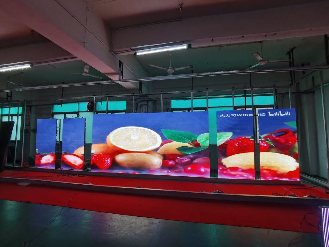 China Panel de pared de video LED a todo color P2.5 HD Alquiler de escenarios pantalla de pared LED interior