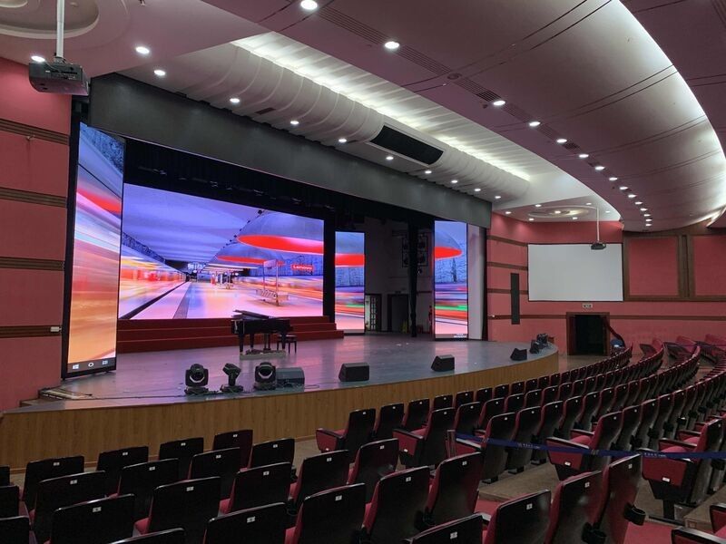 P3.91 Gran pantalla LED de alquiler en interiores Televisión a todo color Estudio de vídeo Paneles de pantalla de pared
