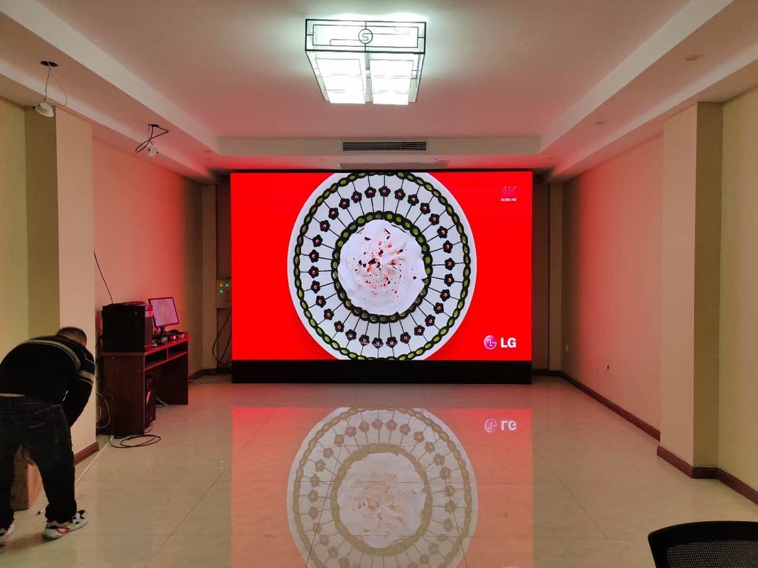 P3 Indoor Full Color LED Display Alto brillo y balance de blancos ajustable Ideal para el escenario