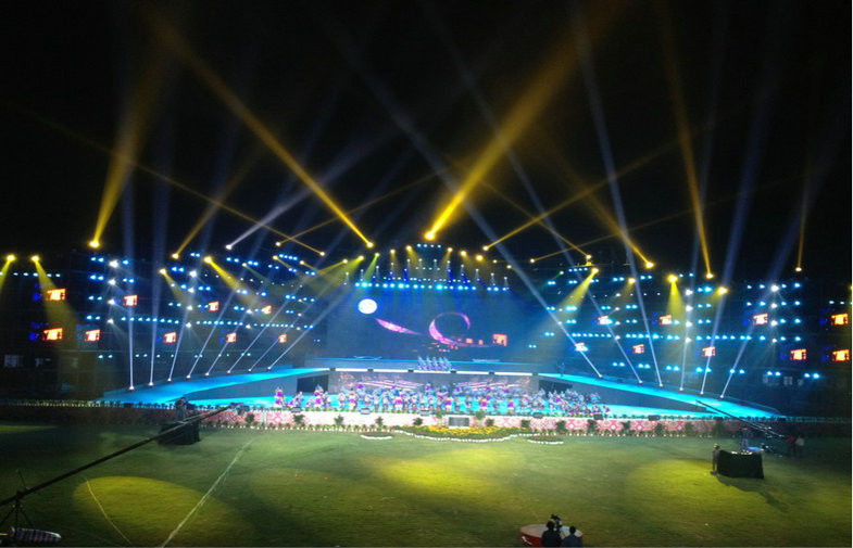 La alta resolución tricolora fina de la cortina de la pantalla LED de P6mm con 32 x 32, HD llevó la pantalla