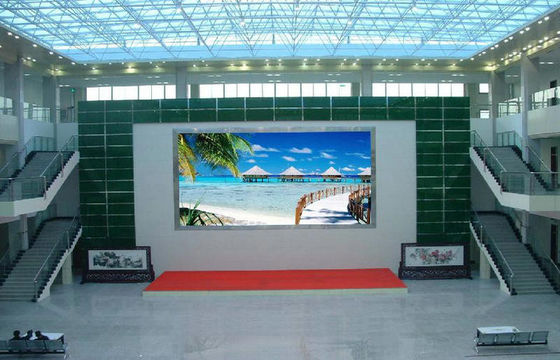 Buen precio ESCUPA la alta resolución llevada a todo color interior 320m m x 160m m de la exhibición del tablero de la pantalla LED P10 en línea