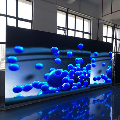 Buen precio La pared video magnífica de la fila P3 LED de A exhibe la pantalla LED a todo color interior de 576x576m m en línea