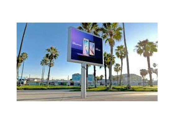 Buen precio La cortina a todo color clara comercial para hacer publicidad, anuncio de la pared de P10 LED llevó la pantalla en línea