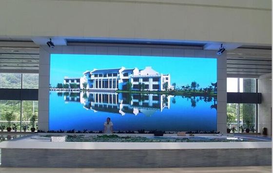 Buen precio Pantalla de pared de video de interior a todo color P4 de alta definición de alto píxel 2x3m Video LED en línea