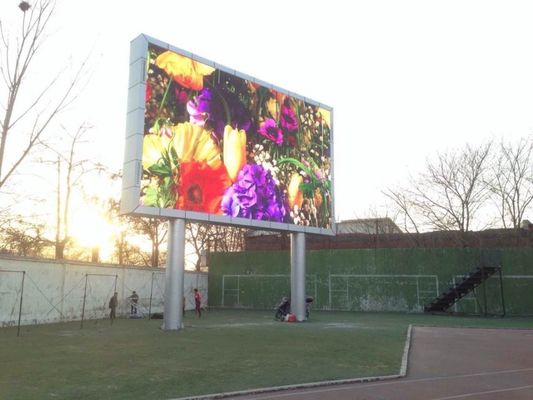 Buen precio Cartelera llevada al aire libre de Digitaces de la función video grande de 1R1G1B P6 con 3 años de garantía en línea