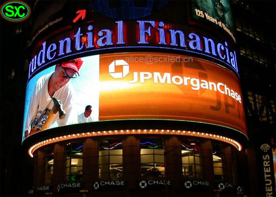 Exhibición montada en la pared, prenda impermeable curvada de la cortina de Digitaces P4 RGB LED de la pared IP65 del LED