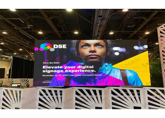 Buen precio P2.5 Pantalla LED de color completo en interiores con carcasa de aluminio de fundición a presión 576X576mm Garantia de tres años en línea
