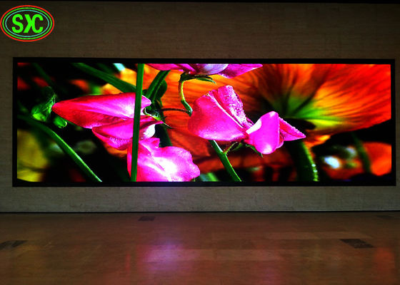 Buen precio Pantalla LED SMD P2.5 de alta resolución con control inalámbrico 3G/4G para publicidad interior en línea