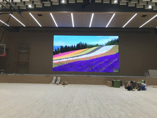 P2.5 para interiores 640*640 mm Display LED publicitario en la pared Servicio frontal, brillo de 1000 nits