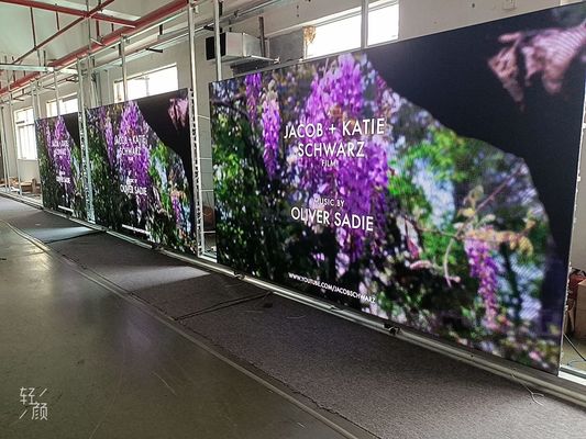 Buen precio Pequeño Pixel P2.5 HD Indoor LED Display Publicidad Impermeable Acero ordinario en línea
