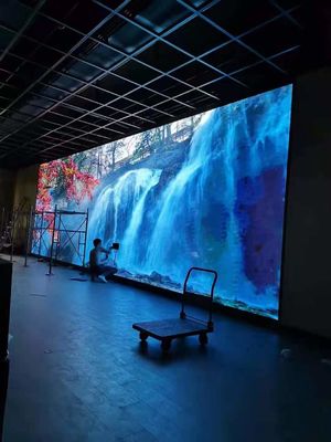 P6 Pantalla de aluminio fundido a presión LED SMD de color completo 1R1G1B 8000 Nits