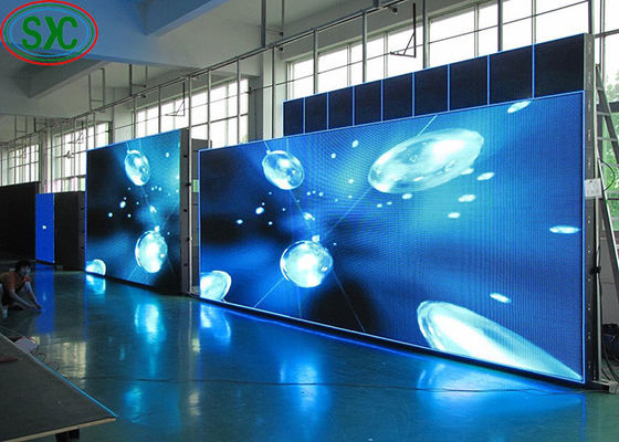 Buen precio Pantallas de aluminio de fundición a presión de LED fijas en interiores Smd2121 P5 RGB en línea