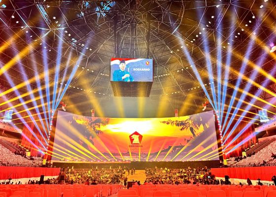 Buen precio Pantalla LED de alquiler de escenarios para paneles de pared de video de conciertos en línea