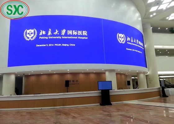 Buen precio Display LED de escenario a todo color para interiores P3 SMD2121 Casilla de hierro sellada en línea