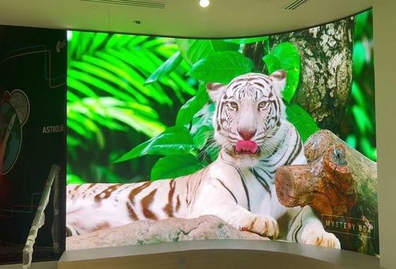 Panel de alquiler de 640x640mm 3840Hz de alta actualización Kinglight SMD de color completo pantalla LED super delgadap2.5,3840hz tasa de actualización, tarjeta Novastar