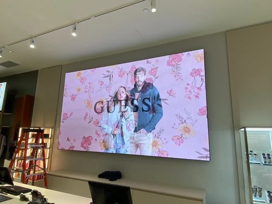 Buen precio Alquiler de pantallas de aluminio de fundición a presión en interiores/instalación fija Conciertos, bodas, reuniones 960mm*960mm P6 Pantalla LED en línea