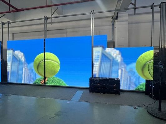 Buen precio Armario de hierro y acero P5 SMD Interior Full Color LED Rental Screen para el Estadio de Fútbol 64x32 Dot Matrix / Eco-Friendly en línea