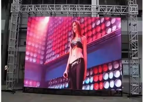 Buen precio 24 kg/m2 Voltado de entrada 50/60 Hz Pared de vídeo LED para soluciones publicitarias versátiles en línea