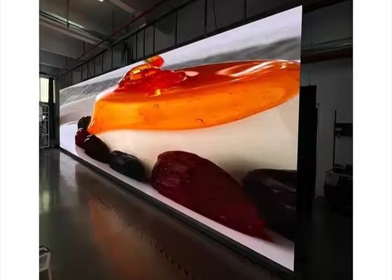 Buen precio Modulo de LED de venta caliente P4 Interior exterior de color completo Alto fresco Pared de video especial Blanda pantalla LED flexible señalización digital en línea