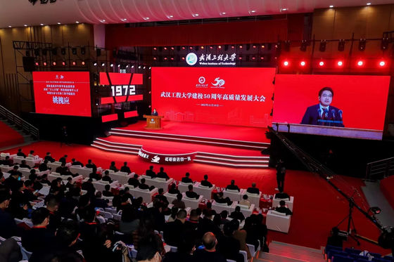 Pantalla LED de alta resolución P4mm estable y duradera para soluciones publicitarias