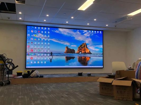 Display de vídeo LED SMD en interiores con resolución de módulo de 96*96 puntos y tecnología avanzada de 50000 horas de vida