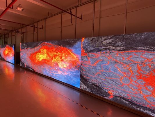 Ecrano LED RGB de óptimo rendimiento con 10000 horas de vida útil de la pantalla y temperatura de funcionamiento de -12/50