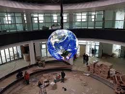 Buen precio Método de mantenimiento del servicio trasero de la pantalla LED de esfera duradera para centros comerciales/eventos en línea