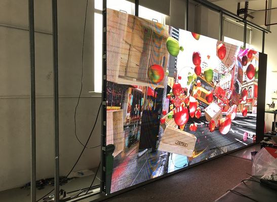 Buen precio Pantalla LED de paso fino con densidad de 640000 puntos/m2, estándar CE/ROHS/FCC, brillo de 1000CD/m2 en línea