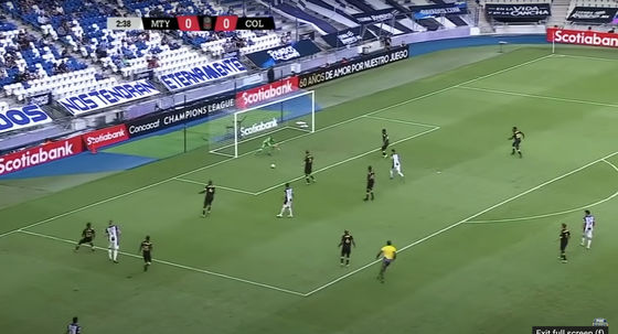 Alta relación de contraste 5000 1 pantalla LED de estadio Brillo ≥6500cd/m2 Paquete de píxeles SMD2727 para presentaciones impactantes