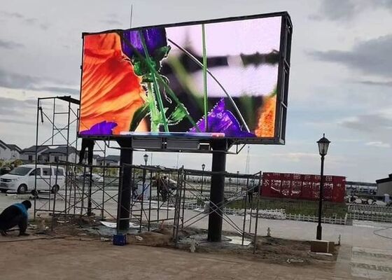 Buen precio Pantalla LED publicitaria para exteriores P6 a prueba de agua con frecuencia de actualización de 3840 Hz en línea