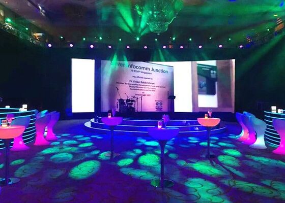 Buen precio Pantalla LED a todo color para interiores p3.9 p4 con configuración de 3 en 1 píxeles y pantalla LED SMD1921 en línea