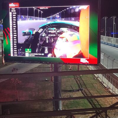 Buen precio P10 Panel LED exterior, gabinete 960X960MM con brillo de 6000 nit y frecuencia de actualización de 3840hz en línea