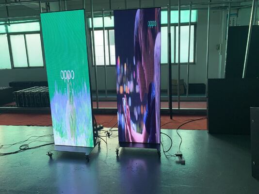 Buen precio Tamaño de pantalla 680x2000mm Pantalla LED Publicitaria que Proporciona Colores Vibrantes y Alta Visibilidad en Varios Entornos en línea