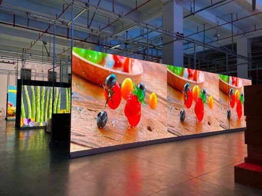 Buen precio Pantallas LED de interior de alta calidad P2.5 640x640mm a todo color para eventos con frecuencia de actualización de 3840hz en línea