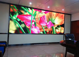 Buen precio Pantalla LED de alquiler en interiores P3.91 500x500 gabinete con frecuencia de actualización de 3840hz y brillo de 600 En línea