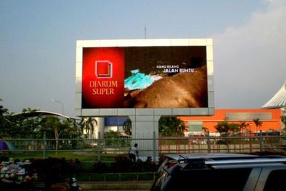 Pantalla LED de color completo P4.8 exterior con gabinete de 500x1000mm y frecuencia de actualización de 3840hz