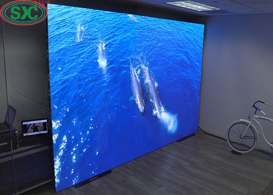 Buen precio Densidad a todo color interior del pixel de la pantalla LED 27778/m2 de P6 HD para la sala de reunión en línea