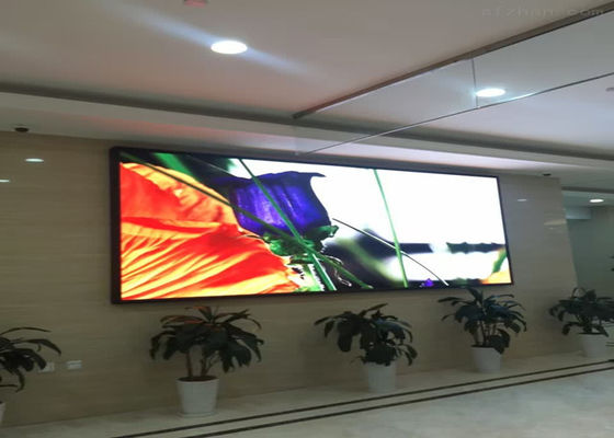 Buen precio Panel de pantalla LED de color completo de 5 mm para exteriores e interiores 1R1G1B 3 años de garantía en línea