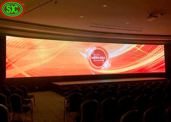 Buen precio Display de LED de alquiler de píxeles pequeños de pared de vídeo lámpara de luz de rey Alta tasa de actualización en línea