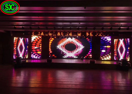 Buen precio La pantalla grande llevada interior de la exhibición del fondo de etapa P4 del alto brillo, densidad del punto es 62500/sqm en línea