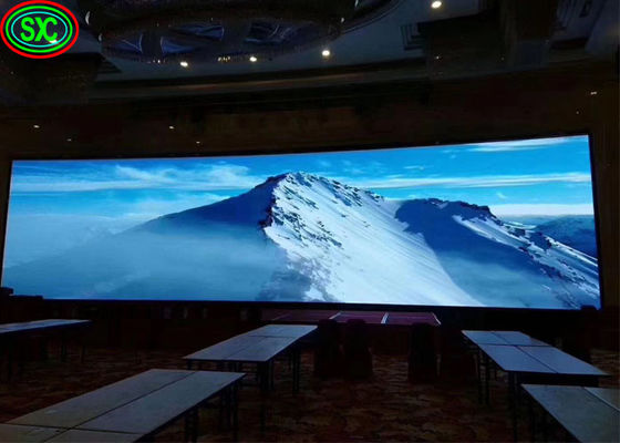 Buen precio Pantalla de alquiler llevada gigante para el fondo de la demostración, exhibición llevada alta definición del Rgb en línea
