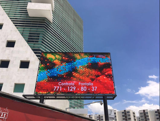 2500nits Brillo de la pantalla LED SMD exterior Diseño del enchufe de aire Conexión de larga duración