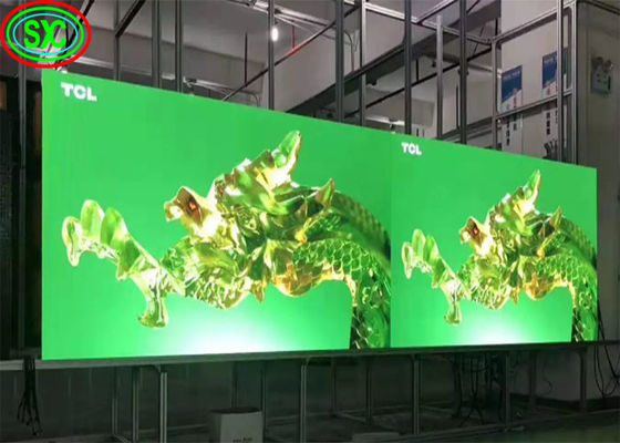Buen precio Tabla de visualización LED interior de escenario flexible personalizada P3 Publicidad exterior con pantalla LED fija curvada / recta en línea