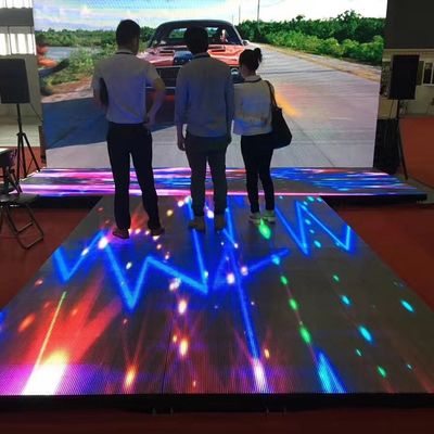 Buen precio P4.81 interactivo a todo color llevó la pantalla de Dance Floor en línea