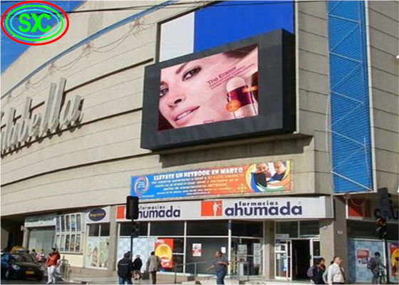 P10 Fuera resistente al agua Full Color LED Billboard 10mm Pixel 50000cd Brillo