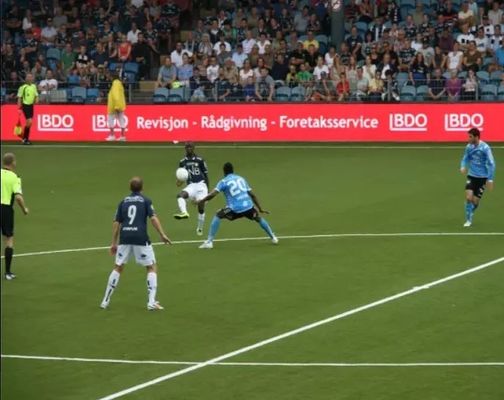 Buen precio El perímetro del estadio de fútbol de P6 P8 P10 960x960m m llevó la pantalla de visualización que la cartelera de publicidad al aire libre llevó la pantalla de visualización en línea
