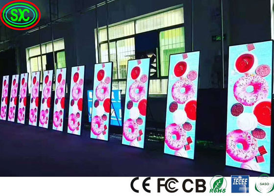Buen precio Exhibición de carteles LED de exterior P2 P2.5 P3 de interior Mover pantalla de publicidad de video digital inteligente en línea