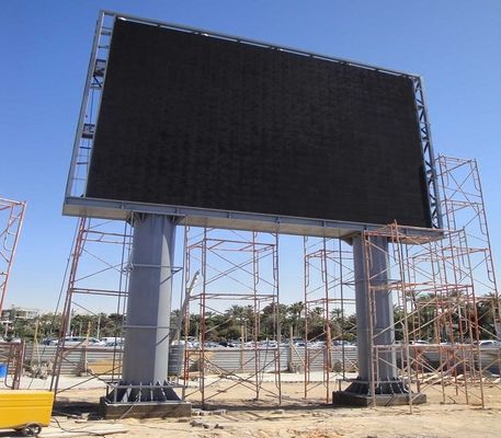 Buen precio Panfletos LED de gran tamaño de exterior a todo color a prueba de agua P10 publicitarios con columna en línea